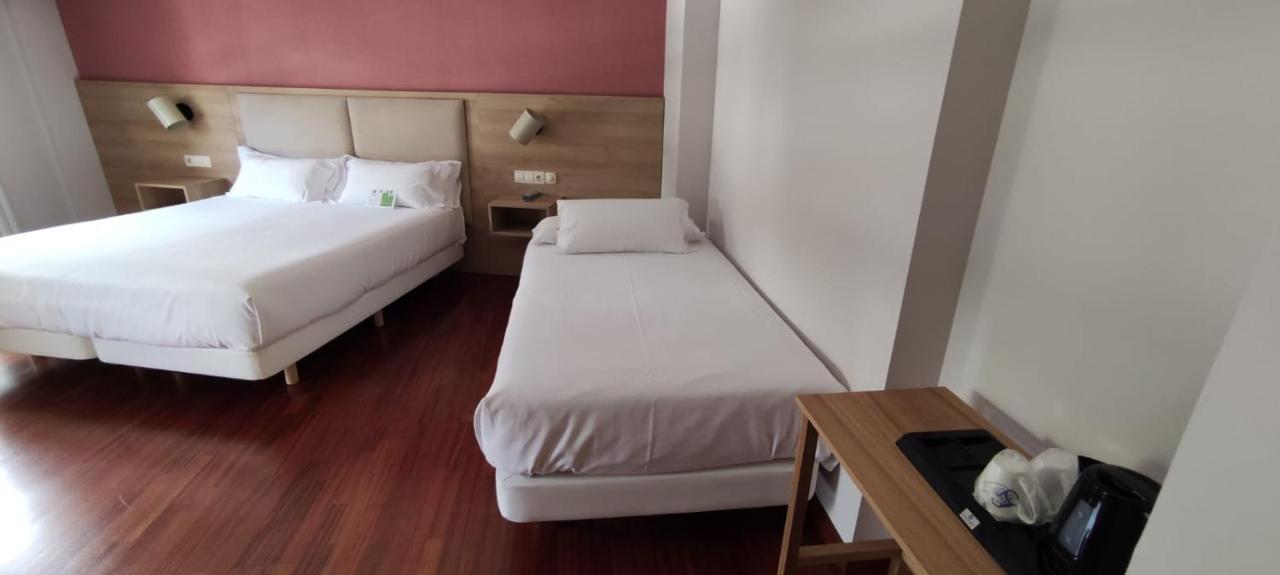 Hotel Parking Miradoiro De Belvis Σαντιάγο ντε Κομποστέλα Εξωτερικό φωτογραφία